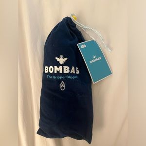 Bombas Gripper Slippers NWT in gift packaging